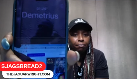 Jaguar Wright putting Demetrius on speakerphone during the livestream.