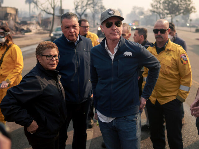 Karen Bass and Gavin Newsome photographed together at the LA fires.